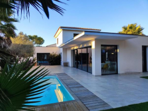 Ensemble villa Héméra, 2 piscines & plage